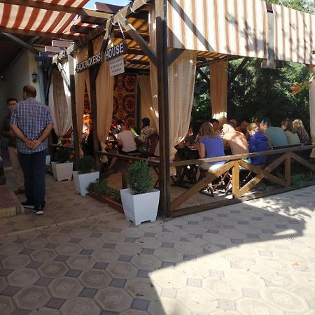 Sim Sim Hostel & Guest House Near The Church Samarkand Bagian luar foto