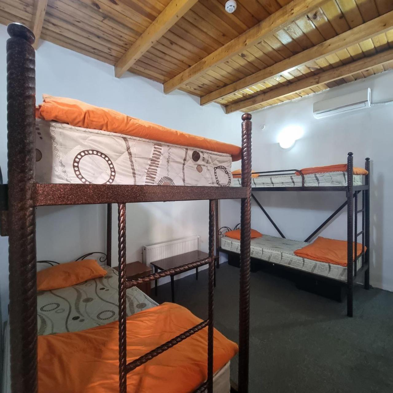 Sim Sim Hostel & Guest House Near The Church Samarkand Bagian luar foto