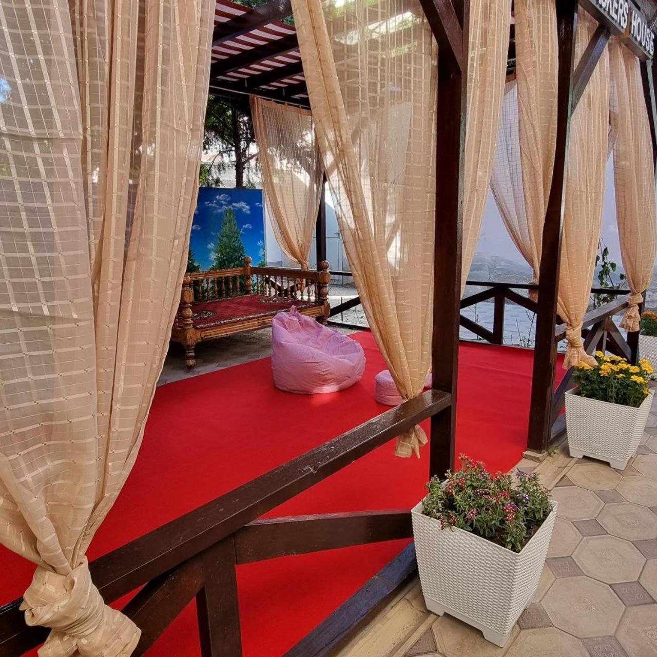 Sim Sim Hostel & Guest House Near The Church Samarkand Bagian luar foto