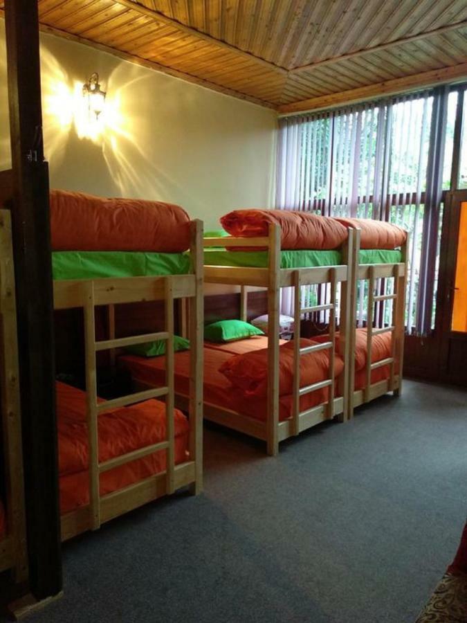 Sim Sim Hostel & Guest House Near The Church Samarkand Bagian luar foto