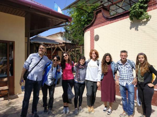 Sim Sim Hostel & Guest House Near The Church Samarkand Bagian luar foto