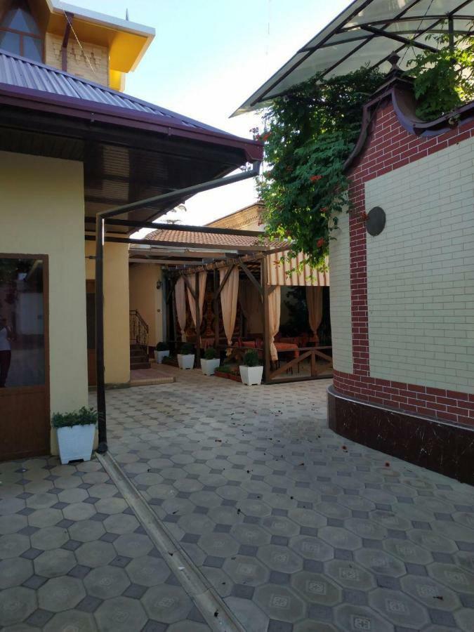 Sim Sim Hostel & Guest House Near The Church Samarkand Bagian luar foto